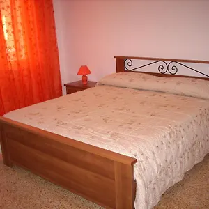 https://il-giardino-del-nespolo.hotelsalgherosardinia.com