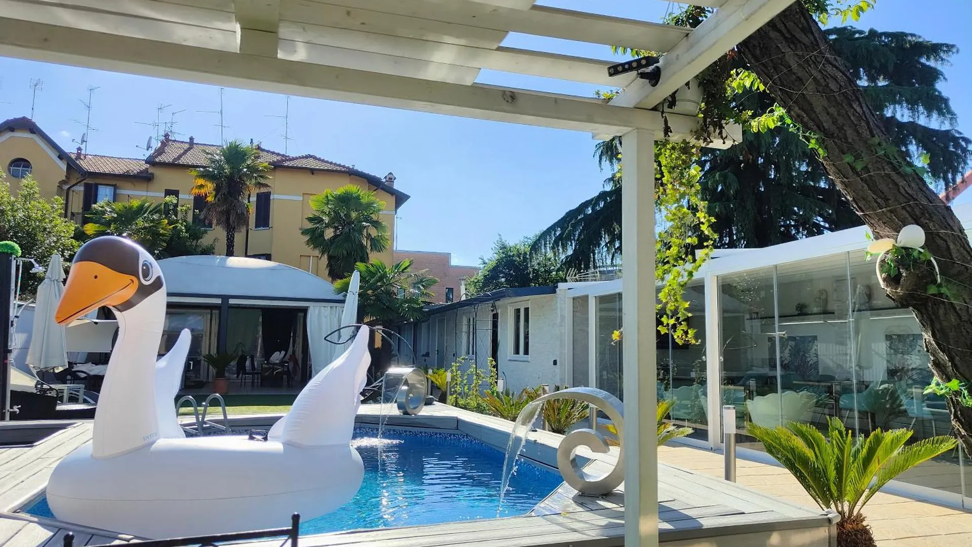 Bed and Breakfast Infinity Passion Rho
