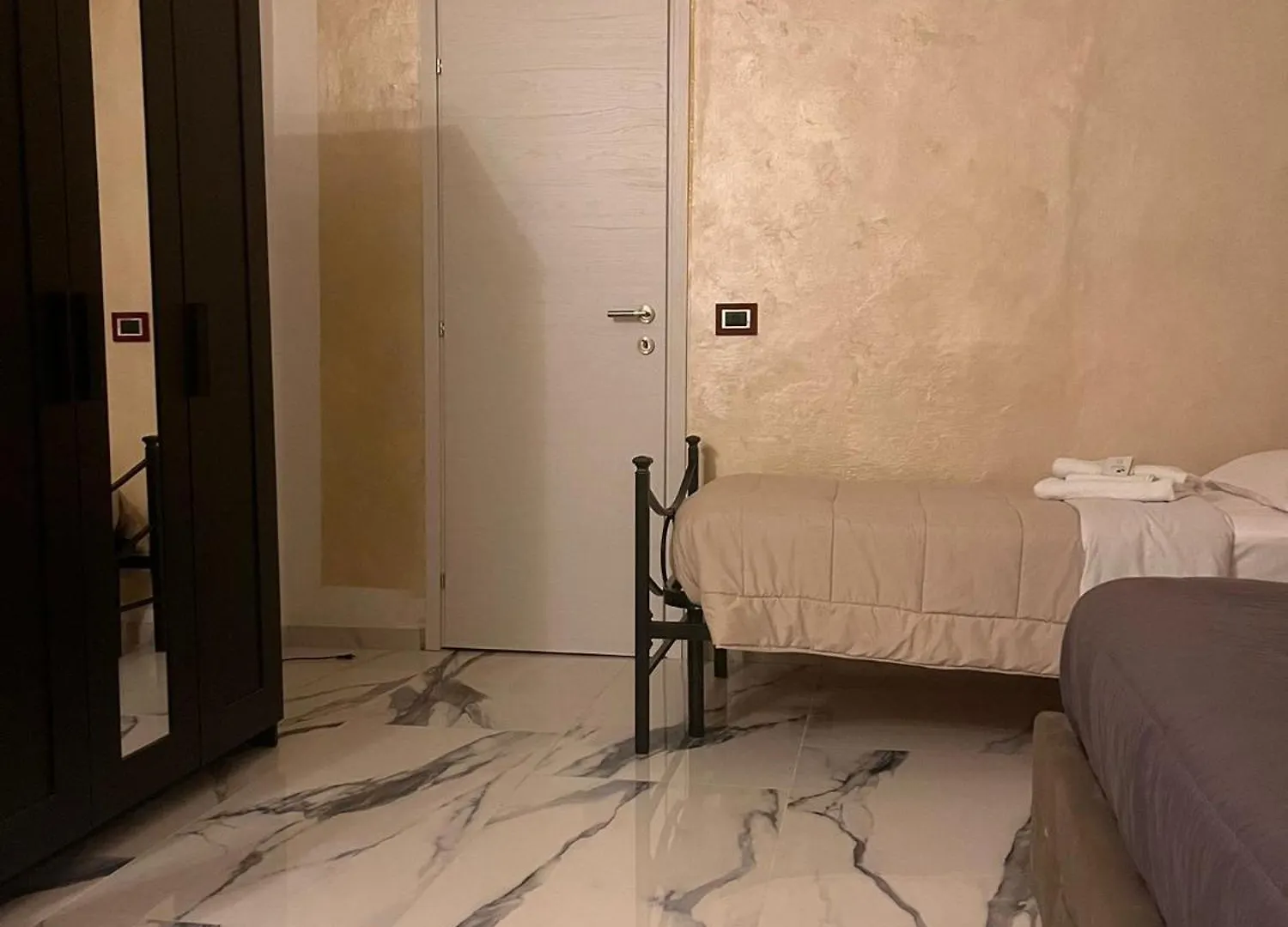 Bed and Breakfast Infinity Passion Rho Italia