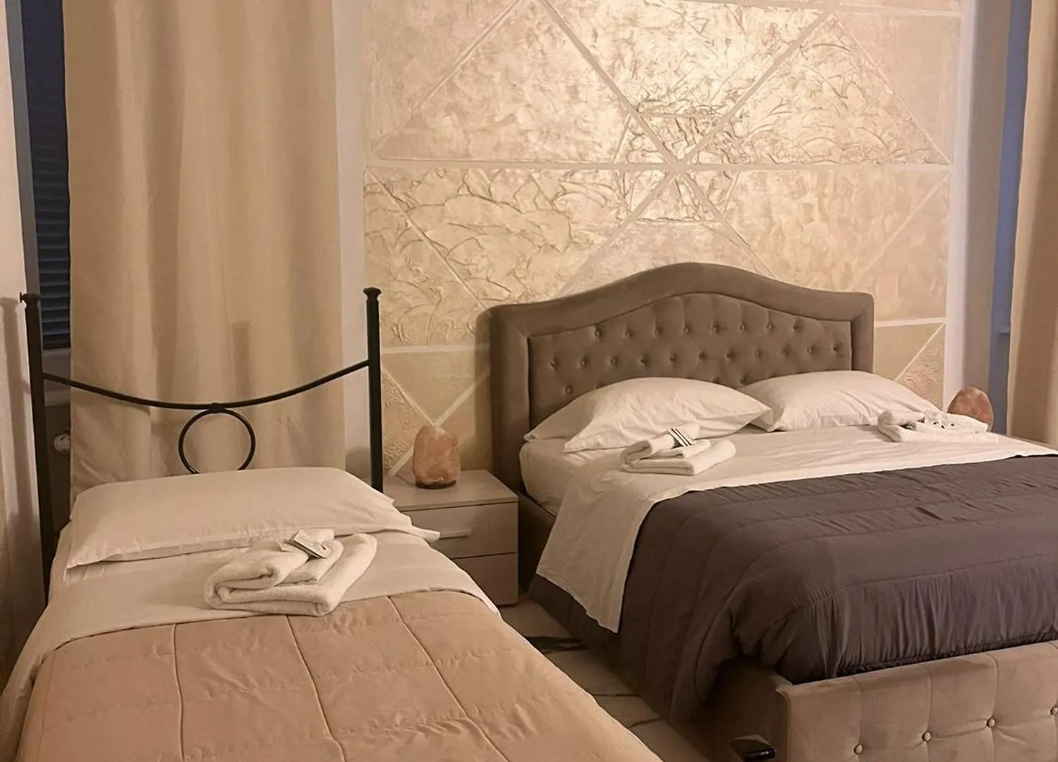 Bed and Breakfast Infinity Passion Rho 0*,  Italia